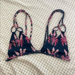 Acacia Heliconia Set